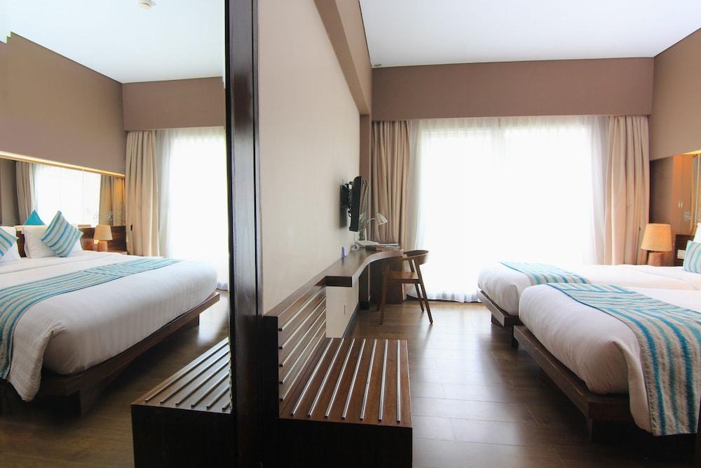 Grand Ixora Kuta Resort Extérieur photo