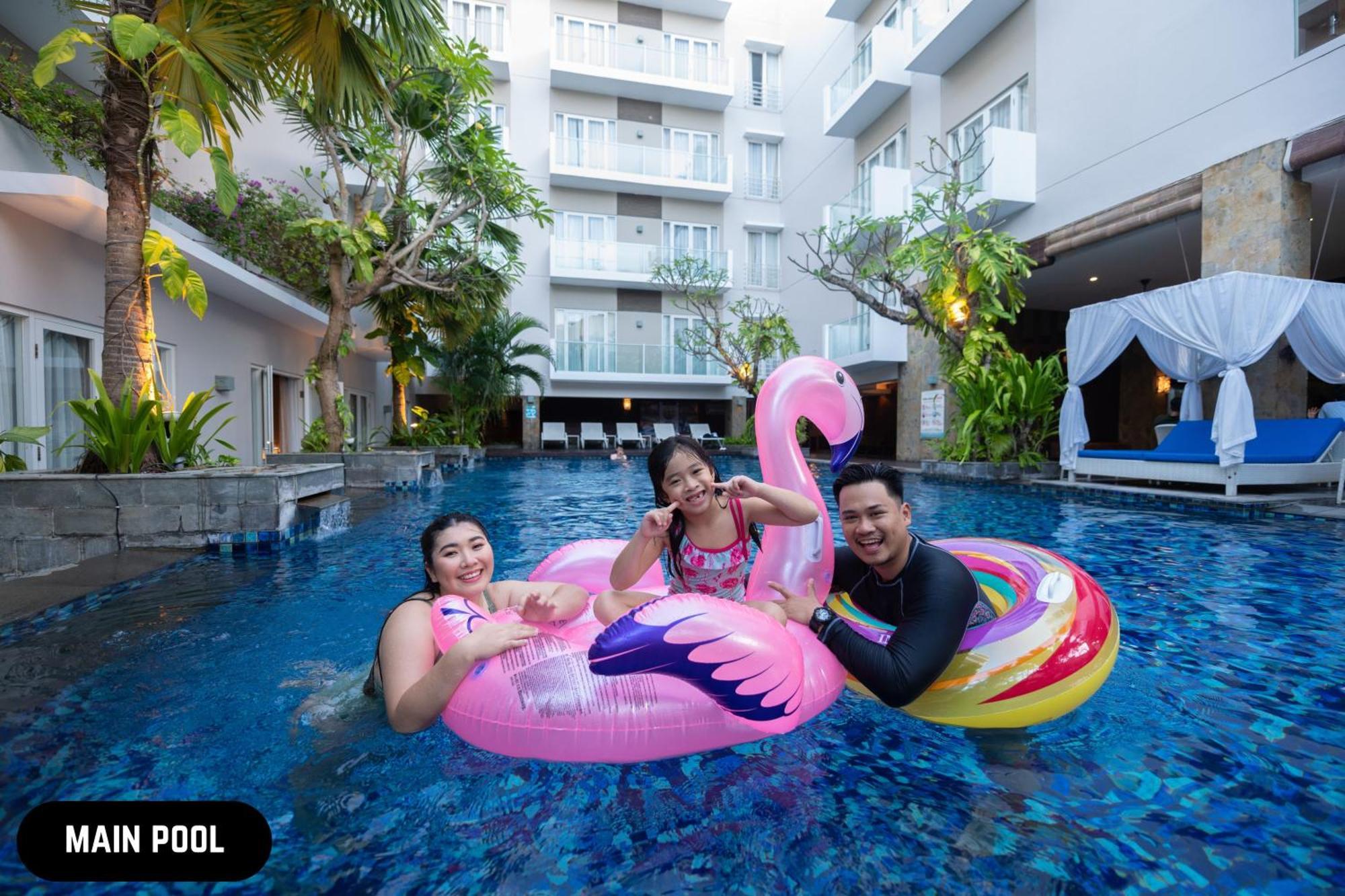 Grand Ixora Kuta Resort Extérieur photo